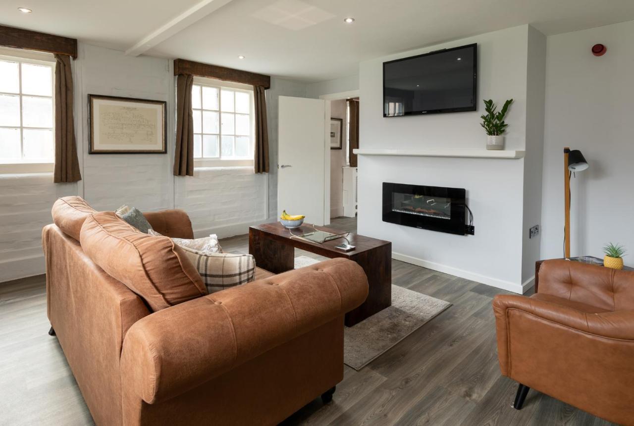 The Stable Suite At York Racecourse Extérieur photo